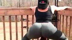 Chyna Hall's Super Booty Twerk - OMG!