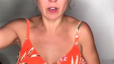 Close up amateur masturbating solo