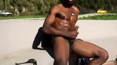 Huge Dick Public Handjob by Amateur Outdoors