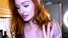 Hot and sexy amateur redhead babe