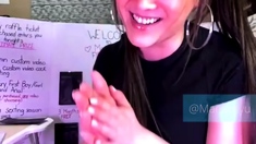 Amateur Webcam Teen Masturbates And Teases