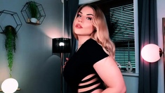 Goddess Blonde Kitty - Max Volume Max Risk