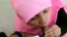 Indonesian- Cewek Jilbab Bj